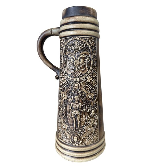 Vintage Tall Gerz German Beer Stein Graffen V Dhavn Family Crest Stone NO LID - Picture 1 of 11